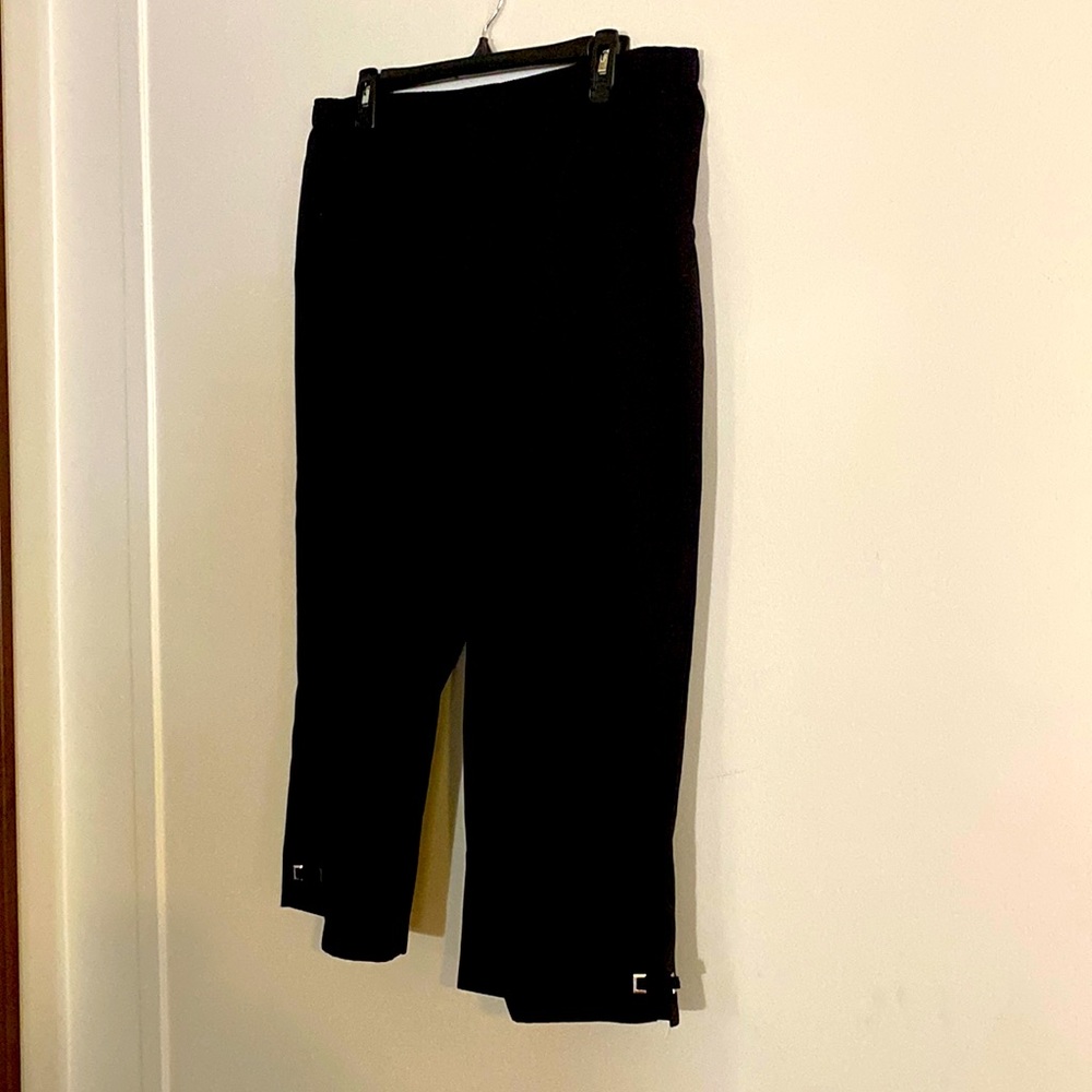 Capris by Allison Daley, Sz16